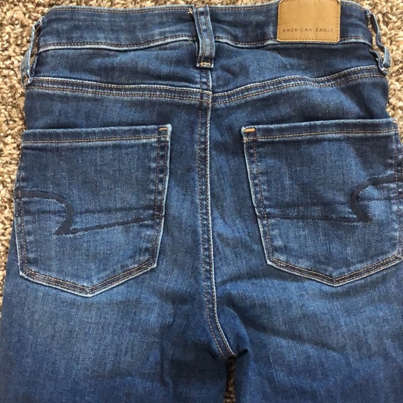 American Eagle Super High Rise Super Stretch Jeans - Picture 7 of 14